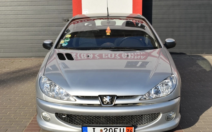 Peugeot 206 CC cena 6500 przebieg: 211059, rok produkcji 2005 z Zwoleń małe 352